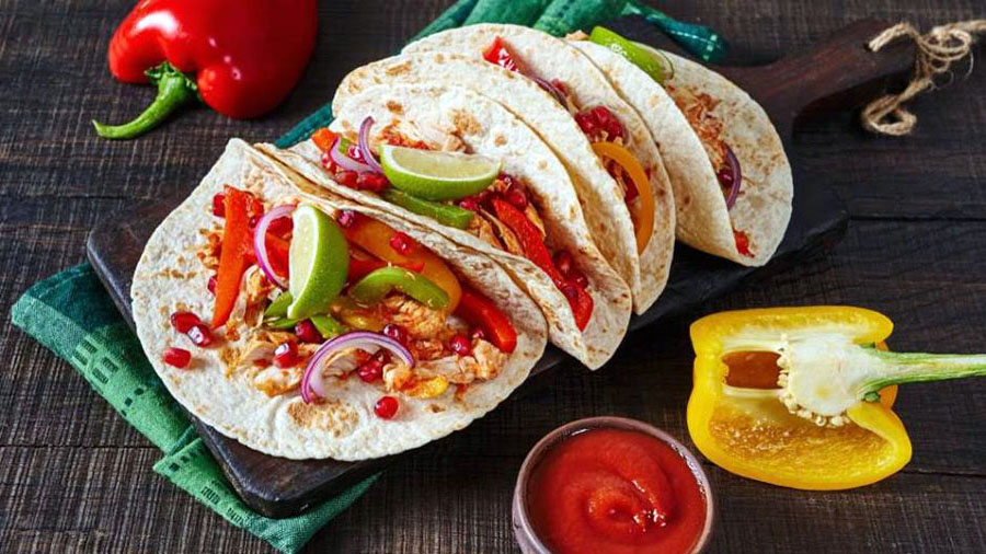 Tortillas with ajvar